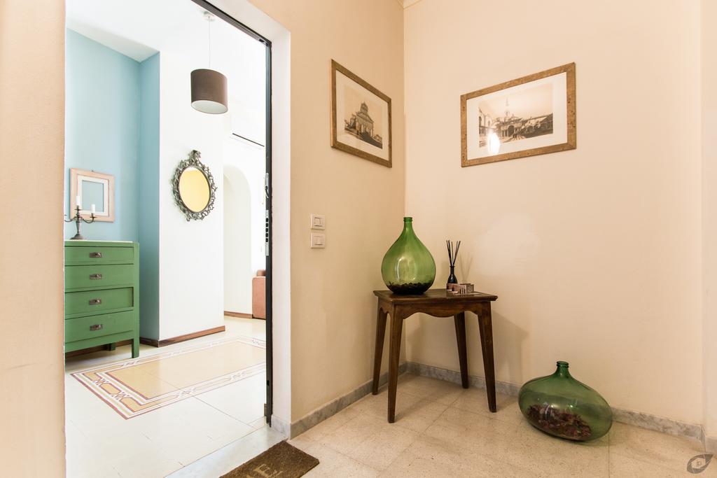 פיאטרה סנטה B&B La Sosta Degli Artisti מראה חיצוני תמונה