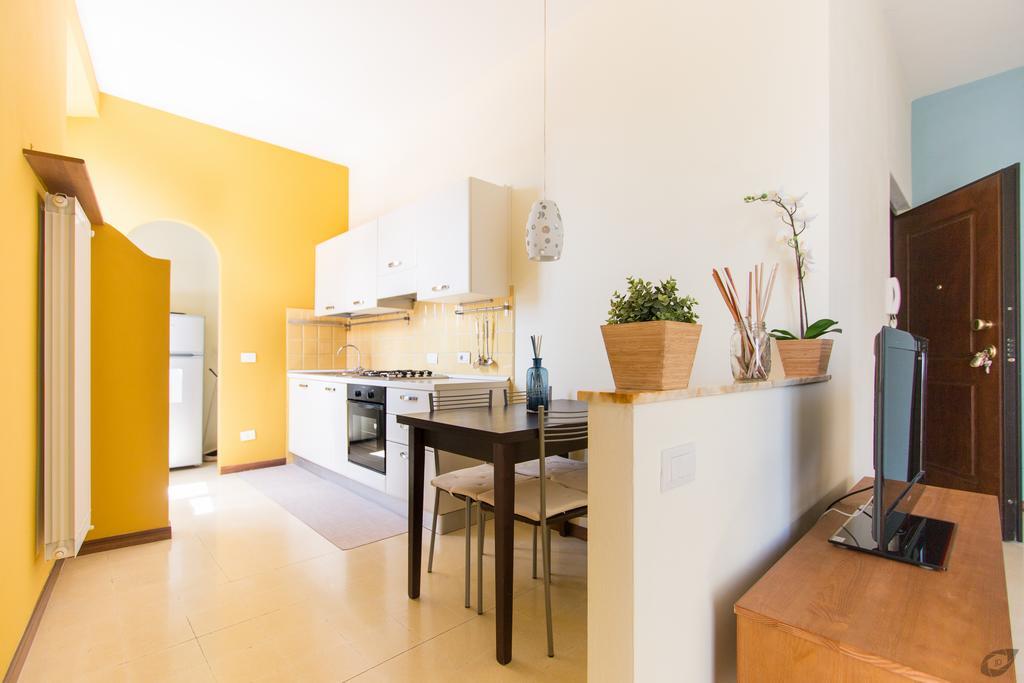 פיאטרה סנטה B&B La Sosta Degli Artisti מראה חיצוני תמונה